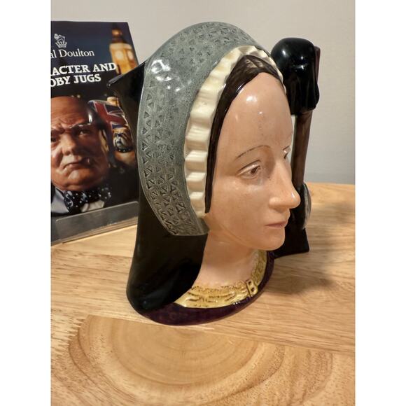 Royal Doulton Anne Boleyn Character Toby Jug Mug Made in England D6644 1975 JL - Picture 5 of 12